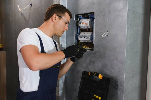 Best Affordable Emergency Electrician  in Windham, OH